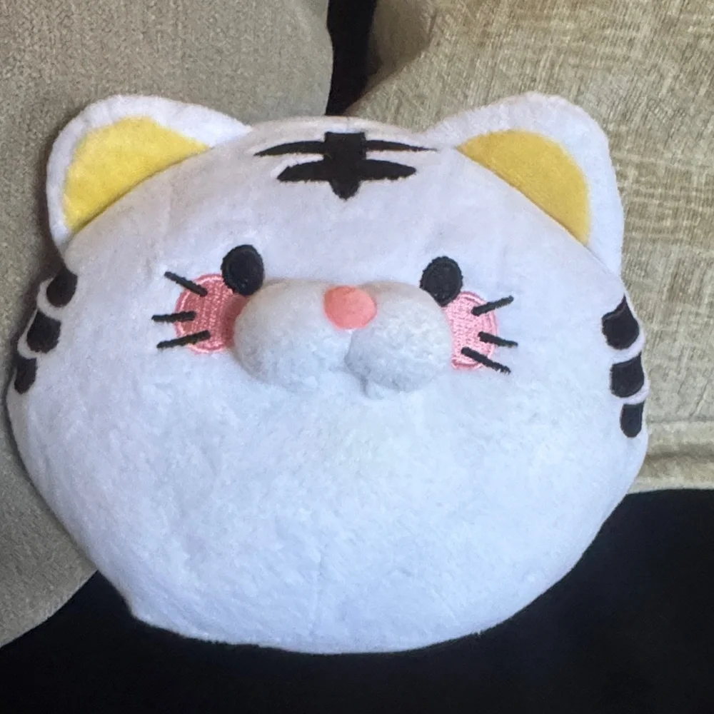 Korotora Tiger Plush white Fukuya Cat Stuffed Animal Toy Small